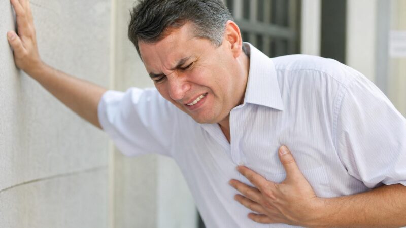 Angina in Canada: Symptoms, Causes, Tests, and Treatments Explained Clearly
